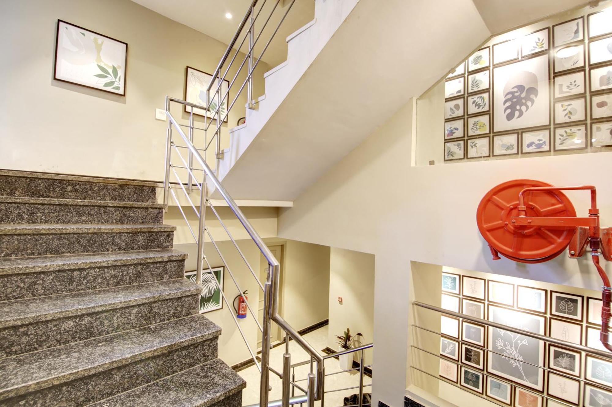 Saltstayz Select - Golf Course Road Gurgaon Exterior photo